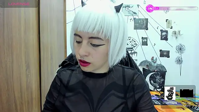 yunkodolly666 online show from 02-15-25, 09:37