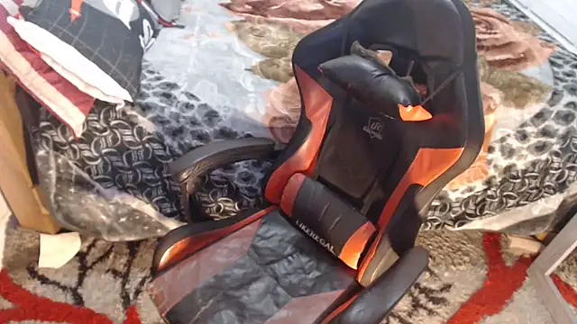 sexyjustin202 online show from 04-06-26, 08:10