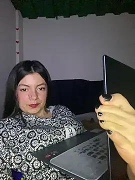 Meghan320 online show from 09-30-25, 04:17