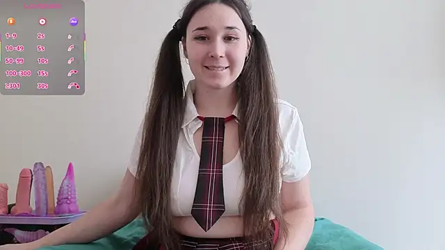 Snapshot of MaryHillx chatting on 10-01-25, 09:04 MaryHillx online show from 10-01-25, 09:04