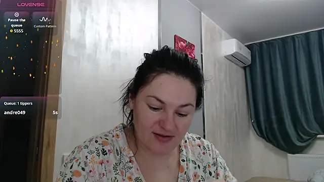 Stacy Davice online show from 11-08-25, 05:45