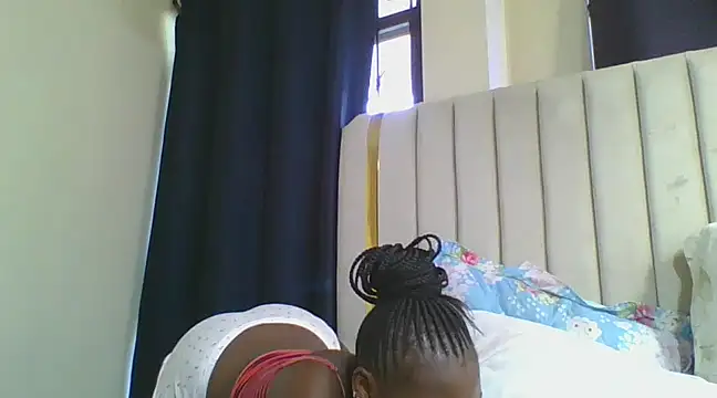 CuteJ online show from 02-13-25, 01:15