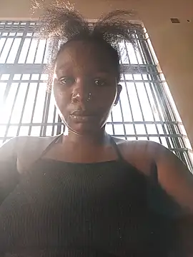 CuteJ online show from 06-18-26, 01:04