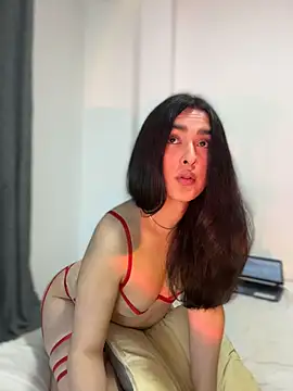 MiahWindsor online show from 11-16-25, 03:12