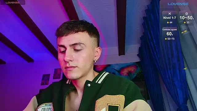 Snapshot of dimitri-bilak chatting on 02-15-25, 01:42 dimitri-bilak online show from 02-15-25, 01:42