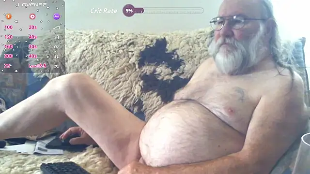 Snapshot of SexySantaC chatting on 07-14-26, 06:51 SexySantaC online show from 07-14-26, 06:51