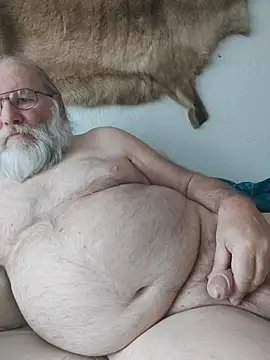 Snapshot of SexySantaC chatting on 07-18-26, 08:29 SexySantaC online show from 07-18-26, 08:29