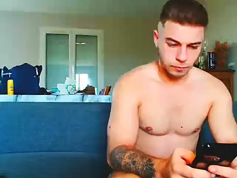 Elkafit28 online show from 04-18-26, 07:34