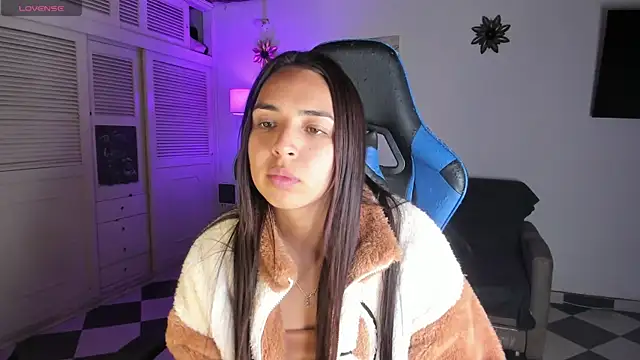 Miss Nicole online show from 01-20-25, 01:18