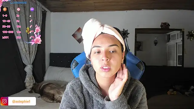 Miss Nicole online show from 02-27-25, 02:42