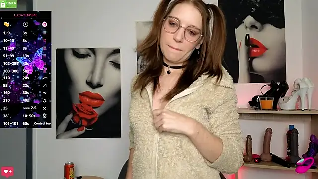 XLisaxx online show from 11-19-25, 01:38