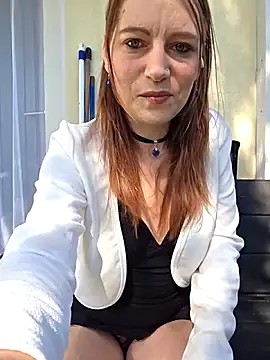 Snapshot of XLisaxx chatting on 04-23-26, 01:46 XLisaxx online show from 04-23-26, 01:46