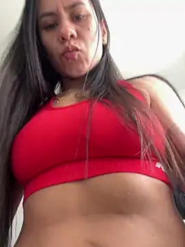 Snapshot of Reggie-Liam chatting on 10-09-25, 04:27 Reggie-Liam online show from 10-09-25, 04:27