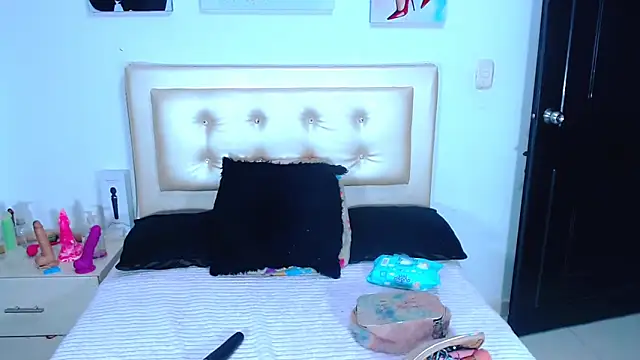 Jenng18 online show from 01-01-25, 03:34