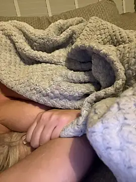 Bustyblondebabe32 online show from 03-05-25, 04:34