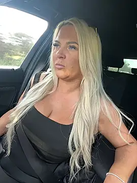 Bustyblondebabe32 online show from 03-31-26, 03:56