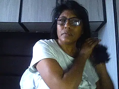 Snapshot of MsAttitude chatting on 01-16-25, 08:22 MsAttitude online show from 01-16-25, 08:22