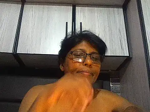 Snapshot of MsAttitude chatting on 03-02-25, 12:32 MsAttitude online show from 03-02-25, 12:32