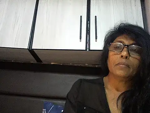 Snapshot of MsAttitude chatting on 10-01-25, 12:44 MsAttitude online show from 10-01-25, 12:44