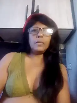 MsAttitude online show from 05-15-26, 08:21