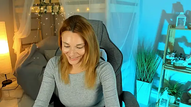 MistyBarnes online show from 11-20-25, 01:11