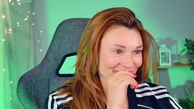 MistyBarnes online show from 02-23-26, 01:08