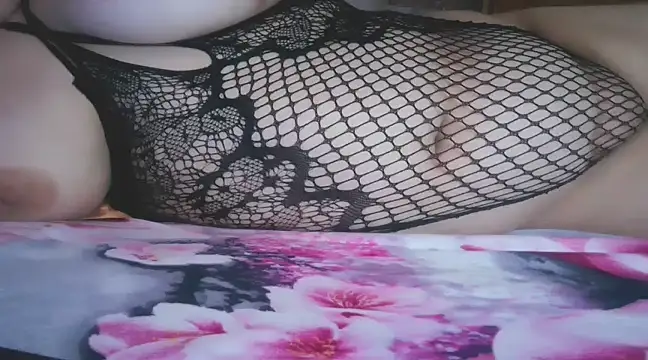 nicholle online show from 02-13-25, 04:43