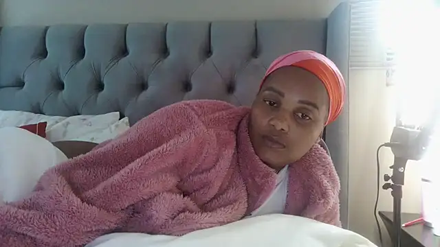 Charlie-Crawford online show from 04-22-26, 02:29