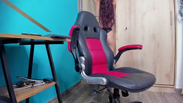 sophieandmarkls online show from 12-27-24, 09:54