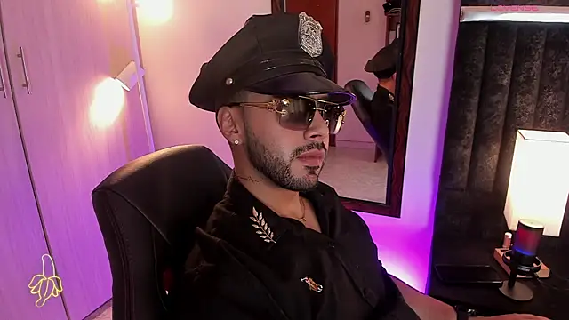 ItsMeEros online show from 11-06-25, 09:59