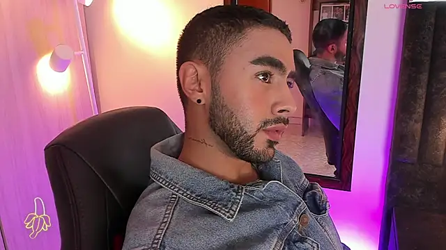 ItsMeEros online show from 11-13-25, 11:25