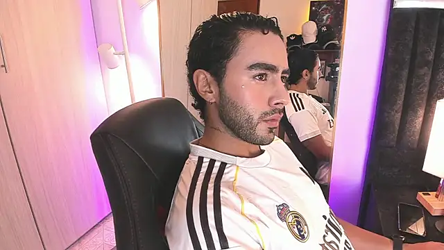 ItsMeEros online show from 03-31-26, 10:32