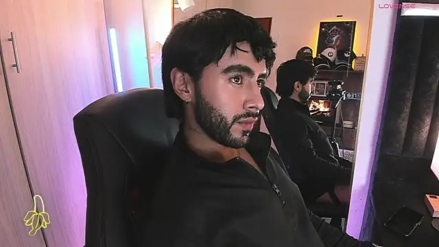 ItsMeEros online show from 06-11-26, 11:36