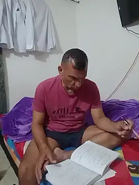 Daddy1972 online show from 10-28-25, 09:24