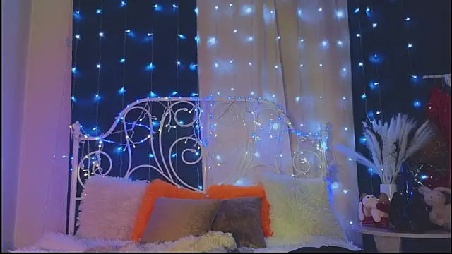 Funny Bunny online show from 03-10-25, 02:50