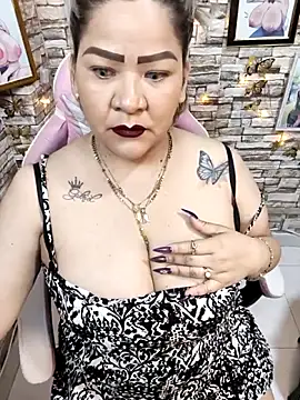 Snapshot of Dalessa_Bigtits chatting on 05-27-26, 01:57 Dalessa Bigtits online show from 05-27-26, 01:57