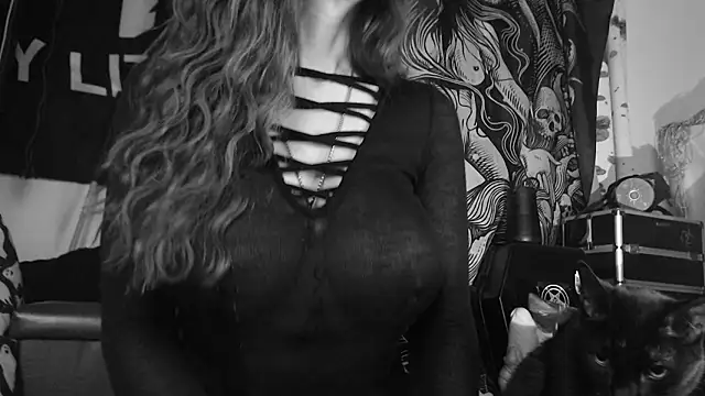 Silentmary online show from 02-06-26, 01:58