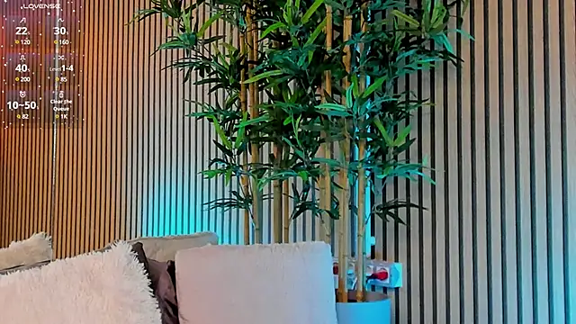 Avril Cyrus online show from 02-28-25, 01:58