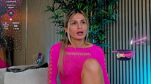 Avril Cyrus online show from 03-06-25, 07:57