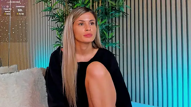 Avril Cyrus online show from 03-11-25, 02:29