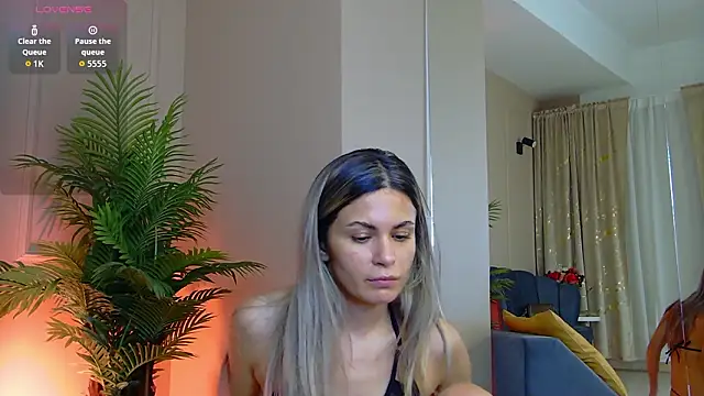 Avril Cyrus online show from 02-03-26, 07:13