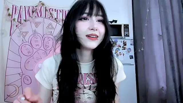 Holy420lolii online show from 06-09-26, 03:12