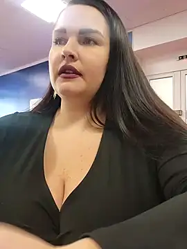 GeorgiaLerox online show from 01-20-25, 01:11