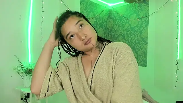 Eva Lee  online show from 05-15-26, 10:55
