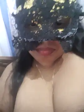 Snapshot of chubby_wife chatting on 05-09-26, 04:17 chubby wife online show from 05-09-26, 04:17