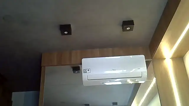 Skinny-Kitten online show from 11-03-25, 12:17