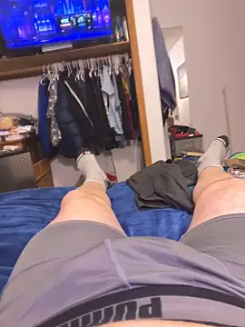 Snapshot of prekumstud chatting on 12-28-24, 04:09 prekumstud online show from 12-28-24, 04:09