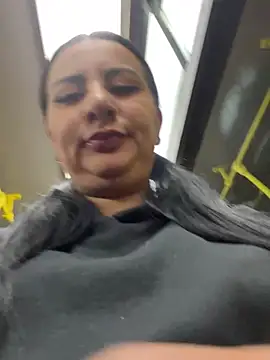 Abril Luv online show from 03-22-25, 10:28