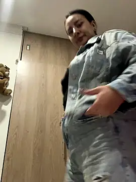 Abril Luv online show from 09-30-25, 12:48