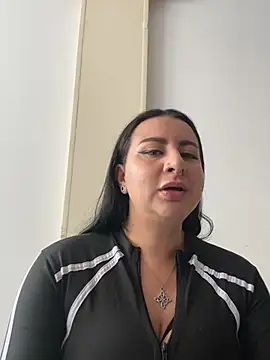 Abril Luv online show from 04-20-26, 01:36